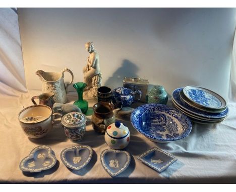 Assorted ceramics - Cavendish blue and white Tea pot, Spode Bowl, 6 decorative plates,small ginger jar, small green glass vas