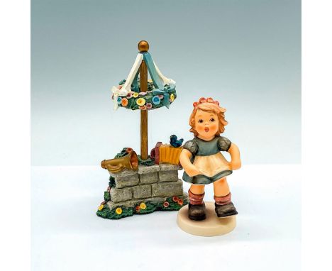 Limited edition hand painted figure Musik, Please (HUM 2108/A) with limited edition sculpted base Volksfest Accessory Package