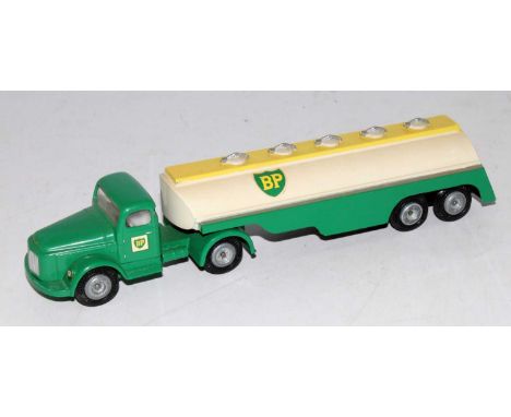 A Tekno No. 434 BP Air Volvo articulated tractor unit and trailer comprising of green white and yellow body with BP livery, l