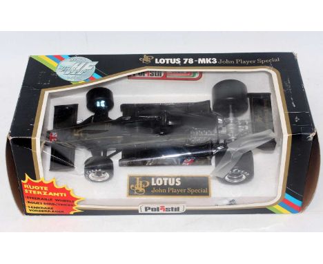 A Polistil model No. GG5 1/16 scale model of a JPS Lotus 78 Mk3 race car, housed in the original polystyrene packed box, mino