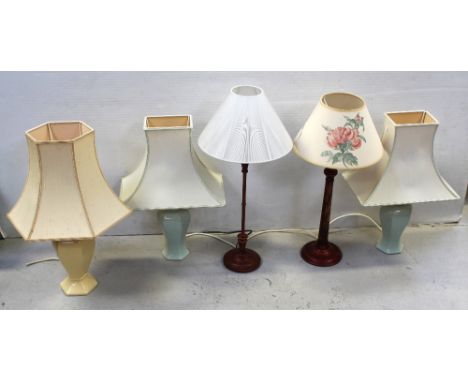 Five contemporary table lamps to include a pair of eau de Nil palette ceramic lamps of Oriental form, two wooden table lamps 