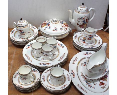 A quantity of Wedgwood 'Jamestown' dinnerware to include six dinner plates, side plates, cake plates, tureen, sauce boat, ova