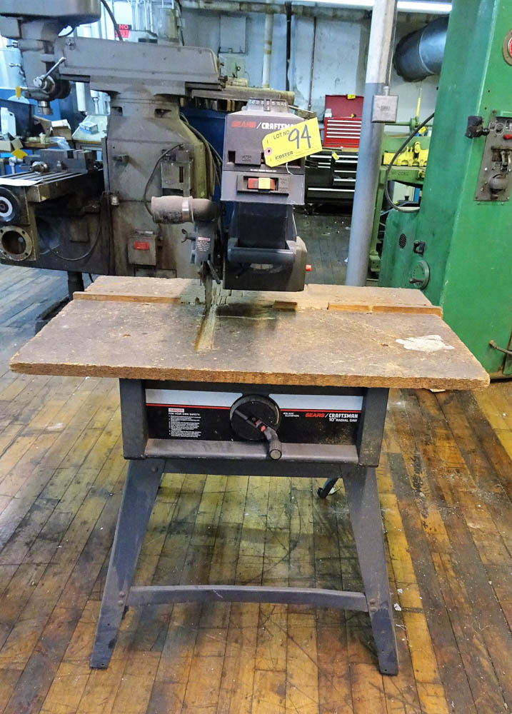 CRAFTSMAN 10" RADIAL ARM SAW, WITH 2.5 HP MOTOR, ADJUSTABLE ANGLE
