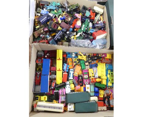 Two trays containing a quantity of loose and playworn various diecast to include Dinky Toys No. 279 Eveling Barford Diesel Ro