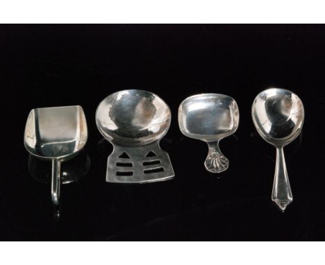 An Art Deco hallmarked silver caddy spoon with plain shovel bowl and geometric terminal, Sheffield 1928, Thomas Bradbury and 