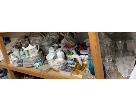 A Continental porcelain figure group together with glasswares, part dinner sets, part tea sets etc