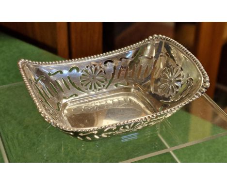 Silver Hallmarked William Comyns Trinket Bowl (London 1927) - 33.7g