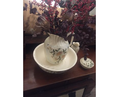 A Victorian porcelain wash set comprising of jug, basin, soap dish and beaker H31.5cm, basin D39cm