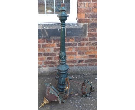 Cast iron reproduction garden lamp in the form of a street lamp Condition reports are not available for our Interiors Sales.