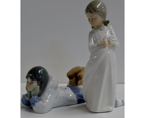 NAO FIGURINE "INUIT GIRL" AND "GIRL IN NIGHTDRESS"     