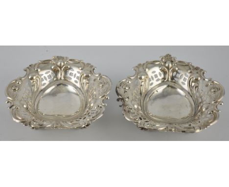 A pair of late Victorian oval pierced silver bon bon dishes, Hutton & Son, London 1900
