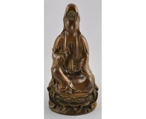 A Chinese bronzed statue of Guanyin, H34.5cm