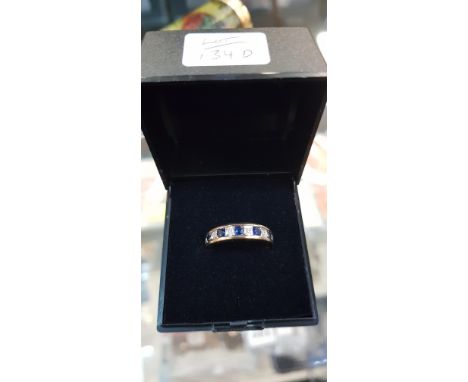 9 CARAT YELLOW GOLD, DIAMOND &amp; SAPPHIRE RING