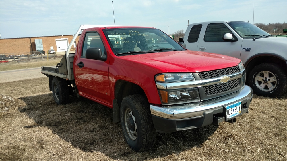 2008 Chevy Colorado 4x4 Pickup 66k miles flat bed