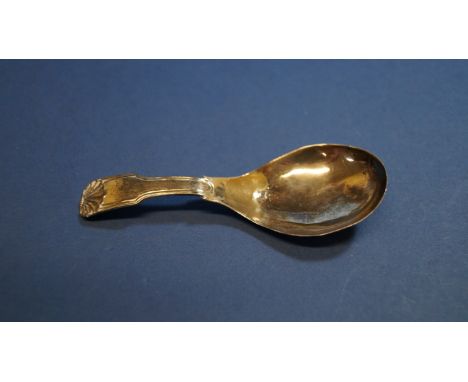 A George III silver fiddle, shell and thread pattern caddy spoon, by Taylor & Perry, Birmingham 1832, 8.7cm. Condition Report