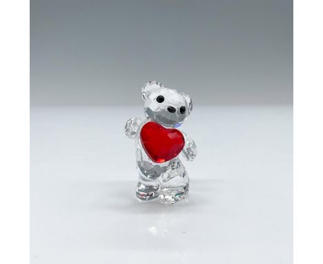 Part of the Lovlots Kris Bears Collection, she is made of clear crystal with eyes and nose crafted from Jet crystal. She hold