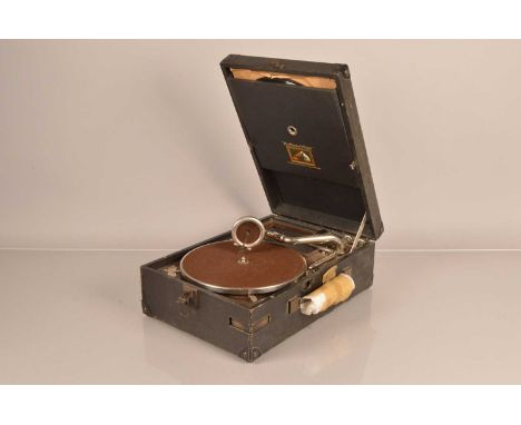 Portable gramophone, an HMV Model 101J in black case, with  No. 4 soundbox (motor runs, case fair, chip in rear boss of sound