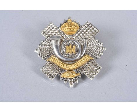 Canada, Highland Light Infantry of Canada Officer's badge, bi-metal, silvered (not tested), with applied gilt metal, having t