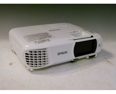 Epson EH-TW650 Projector with remote