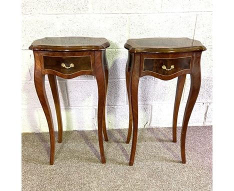 A pair of modern French style veneered bedside or lamp tables (2)