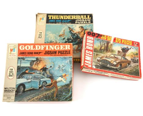 James Bond 007  Jigsaws  James Bond in Goldfinger jigsaw, 375 pieces, made in England by Arrow Games Ltd, (1) with Goldfinger