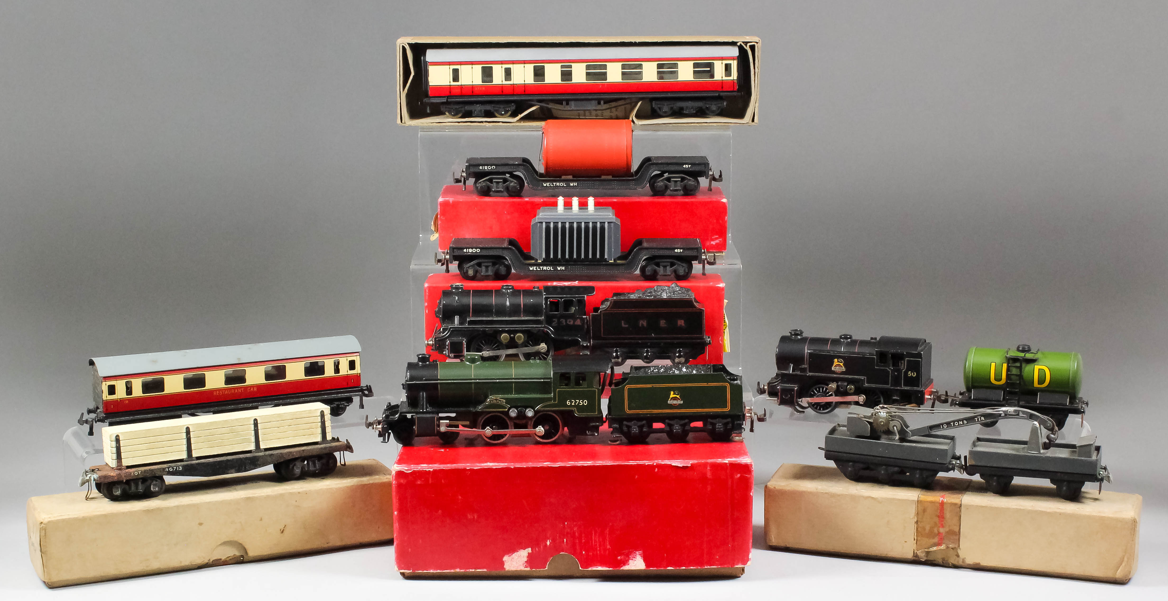 A collection of TTR Trix twin railway '00' gauge, including a boxed