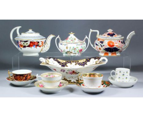 A collection of early 19th Century English ceramics, including - a Spode two-handled comport painted with floral sprays and g