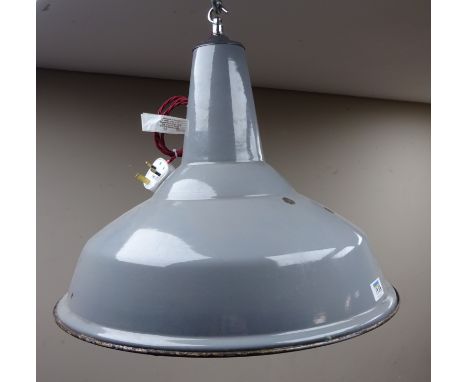Large enamel centre light fitting, with twisted red fabric cable and plug, D49cm 