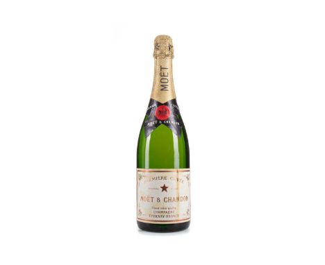 MOET & CHANDON PREMIER CUVEE NON VINTAGE CHAMPAGNENo stated ABV / Approximately 75clMinor staining to label. Some minor sedim