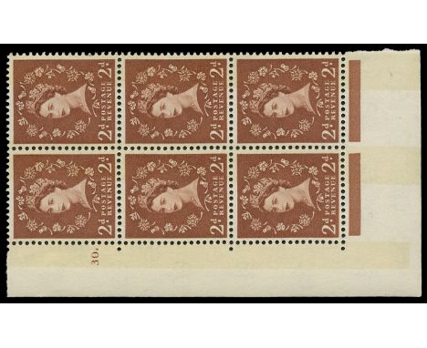 1961 2d Light red brown (Cream paper, 2 bands reacting blue applied typo), Cyl.30 (dot) perf type A block of six, showing shi