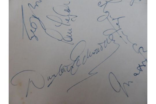 duncan edwards autograph