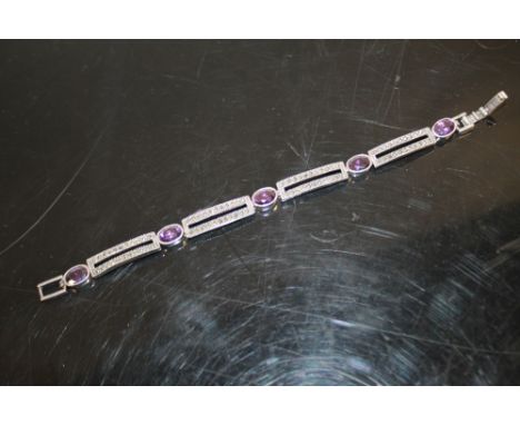 A BOXED SILVER & AMETHYST BRACELET