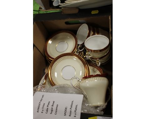 AN AYNSLEY GILDED PART TEA SET TOGETHER WITH SIX SPODE PLATES