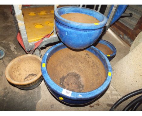 FOUR CERAMIC PLANT POTS