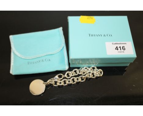 A LADIES TIFFANY & CO STYLE 925 SILVER BRACELET 