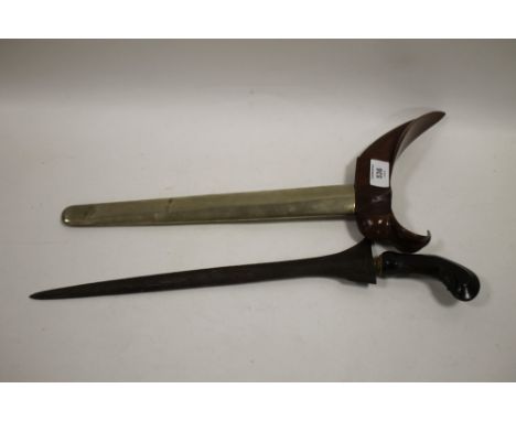 A VINTAGE CARVED HANDLED KRIS DAGGER