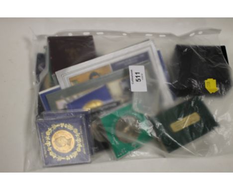QUANTITY OF VINTAGE & MODERN COINS 