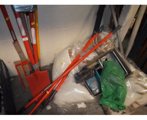AN ASSORTMENT OF GARDEN TOOLS PLUS A BOX OF ODDS ETC