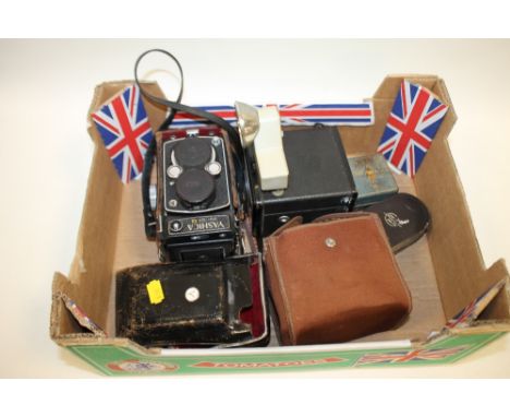 BOX OF VINTAGE CAMERAS TO INCLUDE - YASHICA M80-124G COPL-SV 