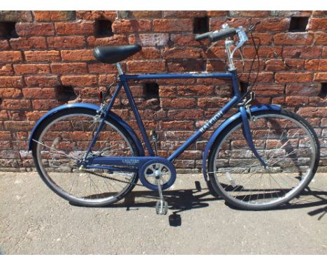 A BLUE RALEIGH CHILTERN VINTAGE BICYCLE WITH STURMEY ARCHER GEARS