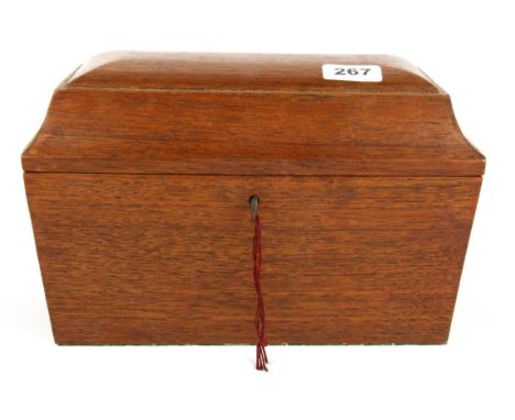 A mahogany tea caddy, size 18 x 30 x 15cm.