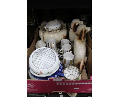 A box of domestic pottery, to include; mid-century design coffee cups and saucers, by Midwinter