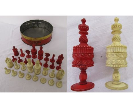 Full set of 19C bone chess pieces in vintage tin (2 pieces damaged)