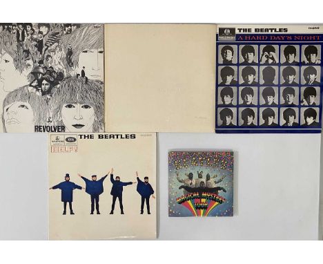 THE BEATLES - LP/ 7" PACK. A smashing pack of 4 LPs and a 7" EP by the fab four. Titles include The White Album (PMC 7068, UK