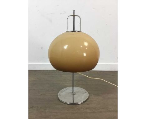 LUIGI MASSONI FOR HARVEY GUZZINI, LUCERNA TABLE LAMP 1960-69 with cafe-au-lait shade over chromed support and base, wired for