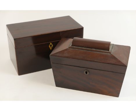 Early Victorian mahogany tea caddy, rectangular form opening to reveal two wooden caddy covers and a damaged engraved glass m