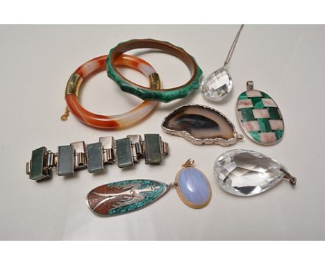 Malachite faced bangle, hardstone hinged bangle, a jadeite faced silver bracelet and six various pendants.