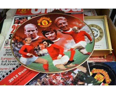 Manchester United:  Collectables, figures, model of Old Trafford, clock etc.  