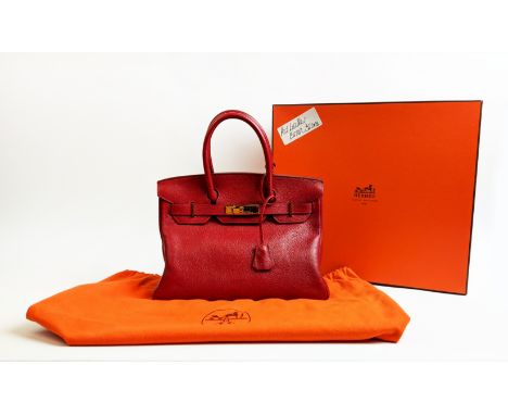 HERMÈS BIRKIN 30 VEAU TOGO, gold tone hardware, top handles, color matching leather lining, one zip pocket, one single patch 