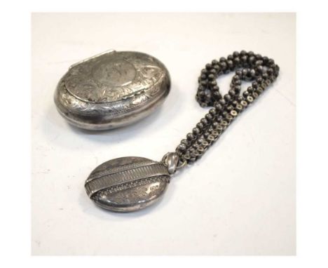 Edward VIII silver oval snuff box with engraved decoration, Birmingham 1903, together with an unmarked white-metal locket on 